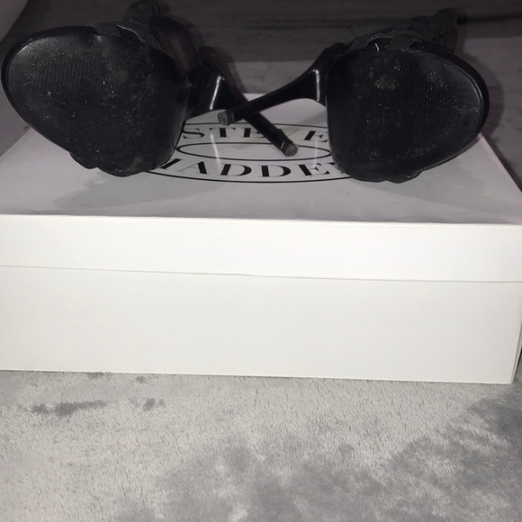 Black heels - Picture 5 of 6